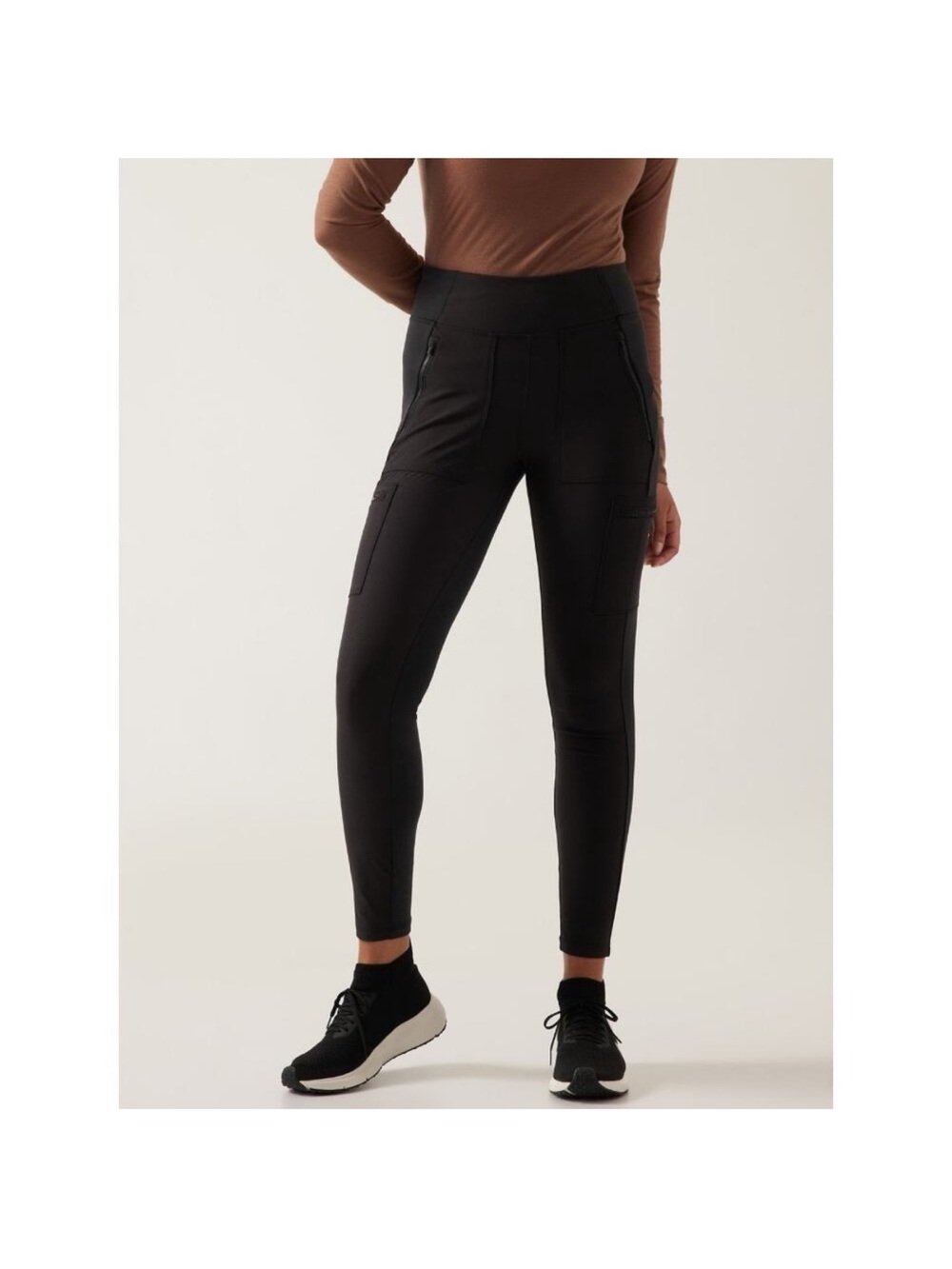 Athleta Headlands Hybrid Cargo‎ Black Size 2